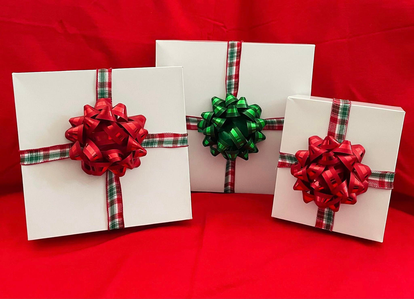 Basic Christmas Eve Box (30x40" Blanket/Personalized Gingerbread Plush/Pajamas)