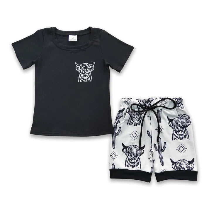 ᴡᴇᴇᴋʟʏ ᴘʀᴇ ᴏʀᴅᴇʀ Cow Black and White Shorts Set