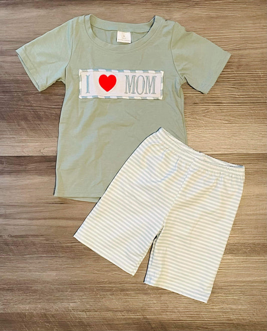 3T  ʀᴇᴀᴅʏ ᴛᴏ ꜱʜɪᴘ! Mother's Day Embroidered I ♡ Mom Shorts Set