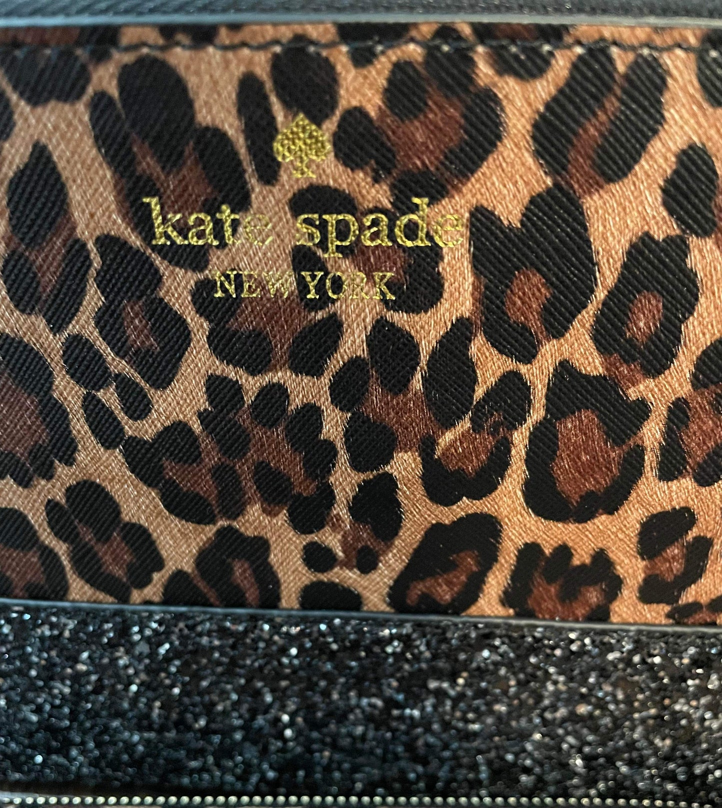 1 Set Left! ʀᴇᴀᴅʏ ᴛᴏ ꜱʜɪᴘ! Inspired Crossbody 3 Piece Set (Leopard)