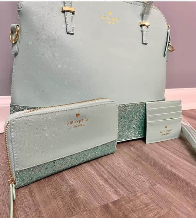 1 Set Left! ʀᴇᴀᴅʏ ᴛᴏ ꜱʜɪᴘ! Large 3 Piece Set- Purse, Wallet, and Card Holder (Blue)