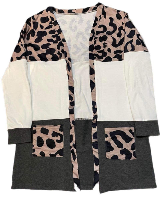 Small  Women's Animal Print Cardigan ʀᴇᴀᴅʏ ᴛᴏ ꜱʜɪᴘ!