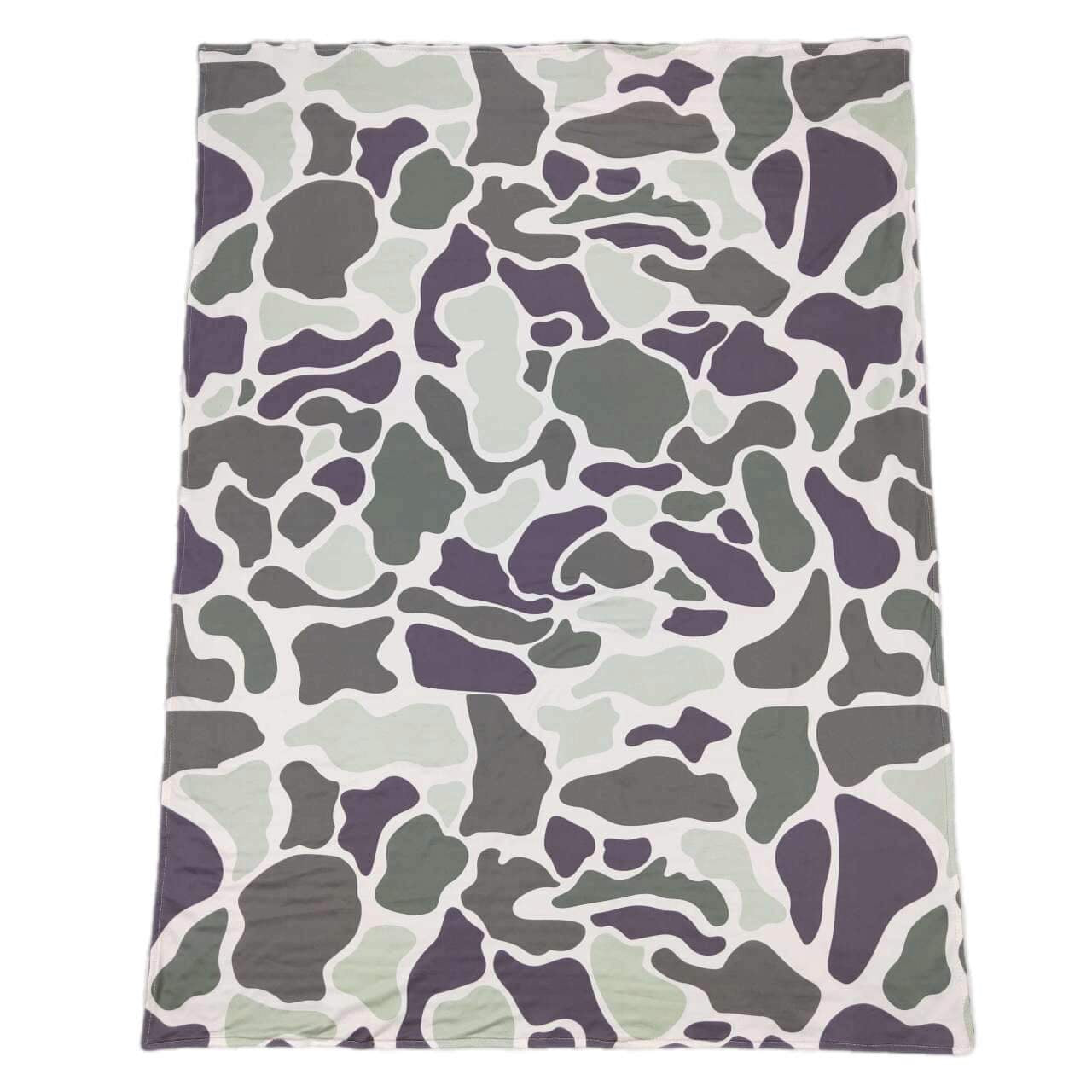 ᴡᴇᴇᴋʟʏ ᴘʀᴇ ᴏʀᴅᴇʀ Blanket- Camo 30x40"