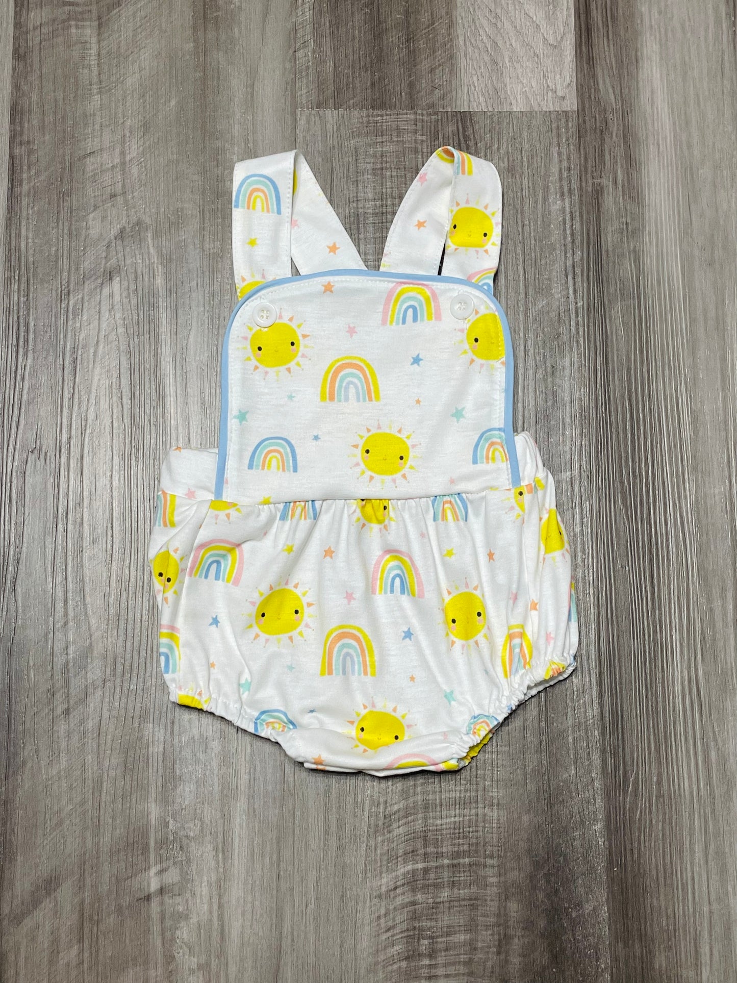 18mo  ʀᴇᴀᴅʏ ᴛᴏ ꜱʜɪᴘ! Embroidered Rainbows and Sunshine Romper with Snaps