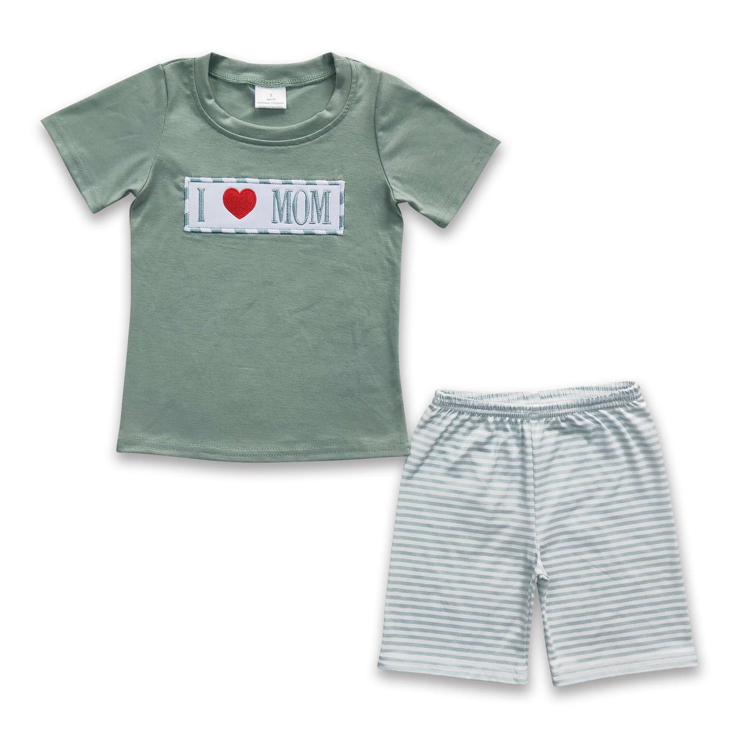 ᴡᴇᴇᴋʟʏ ᴘʀᴇ ᴏʀᴅᴇʀ Embroidered I <3 Mom Shorts Set