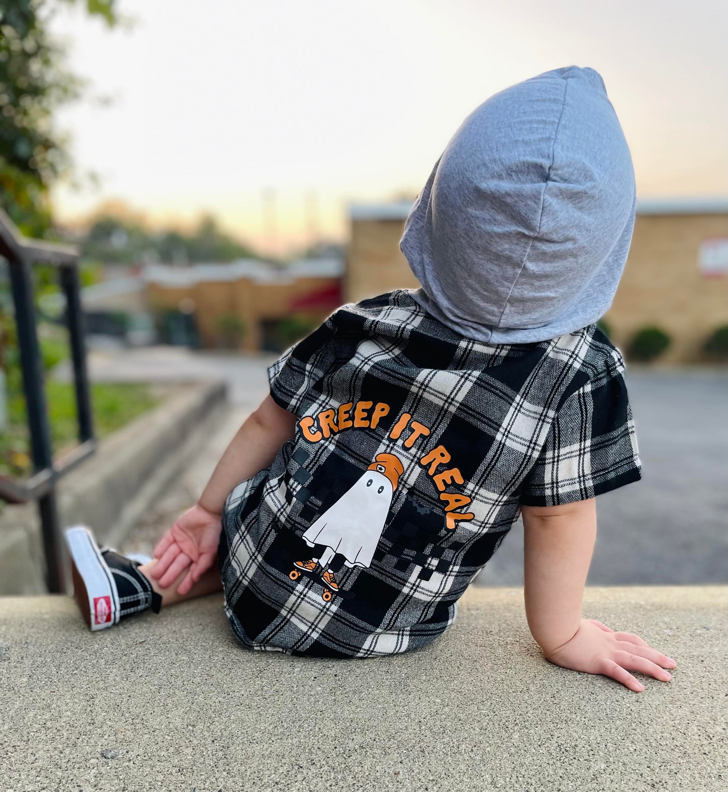 ᴡᴇᴇᴋʟʏ ᴘʀᴇ ᴏʀᴅᴇʀ Halloween Creepin' it Real Hooded Tee