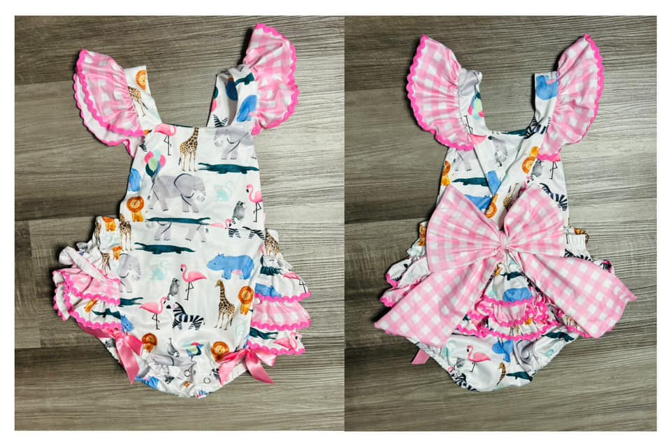 18-24mo fits like 2T    ʀᴇᴀᴅʏ ᴛᴏ ꜱʜɪᴘ! Zoo Ruffle Butt Bow Back Romper